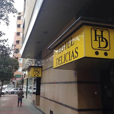 Delicias (adults Only) מלון